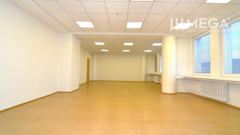 NA PRENÁJOM TOP PRIESTOR 70m2 - SUPER VÝHĽAD v meste HUMENNÉ