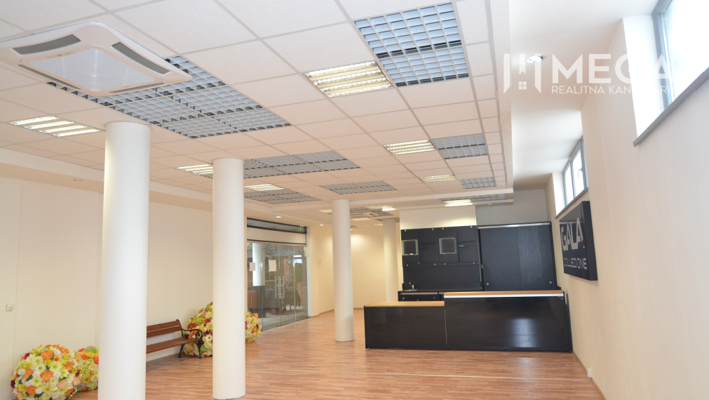 NOVÁ ZNÍŽENÁ CENA NA PRENÁJOM PRIESTOR 108,5 m² v OC Avenue