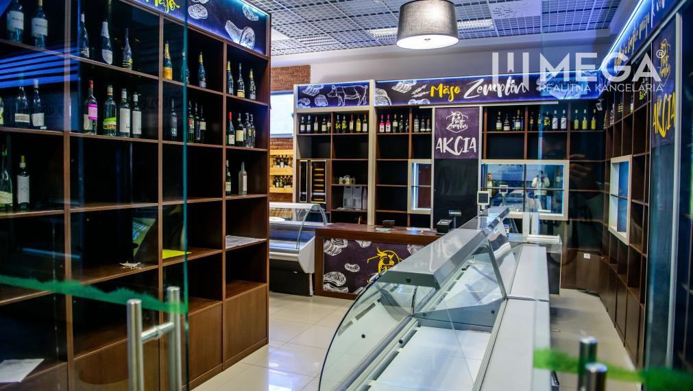 NOVÁ CENA - NA PRENÁJOM ZARIADENÝ PRIESTOR v OC AVENUE 52 m²