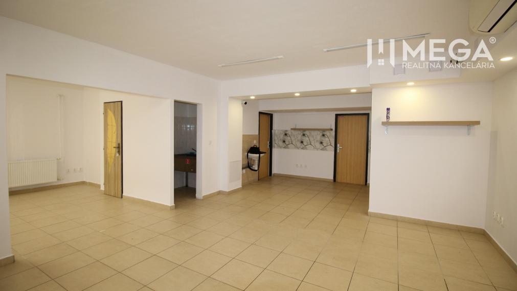 Na prenájom - nebytový priestor 85 m2 - Humenné