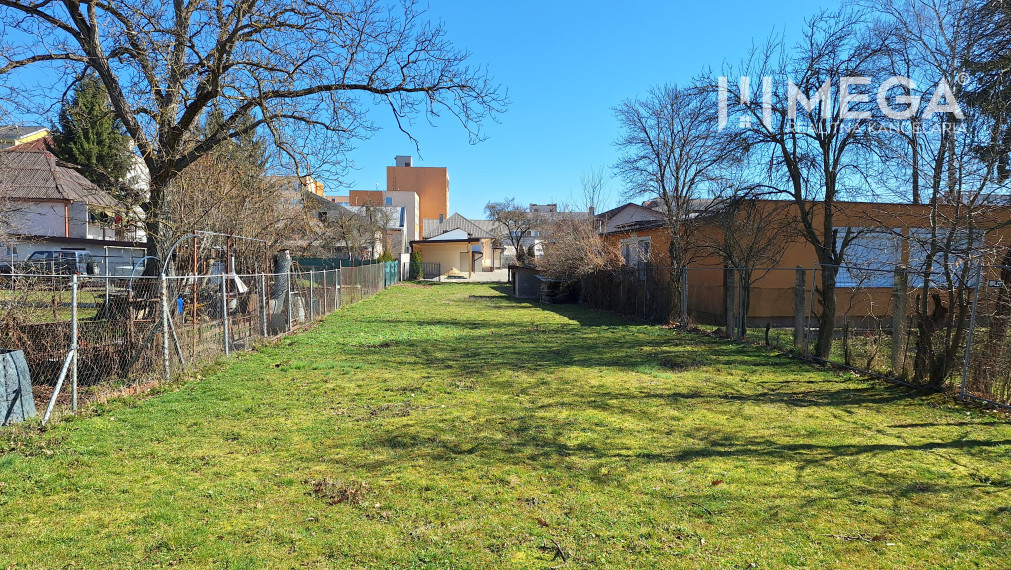 ZNÍŽENÁ CENA NA PRENÁJOM - Budova  v meste Humenné