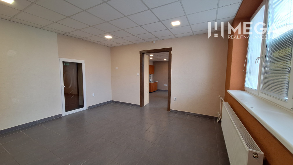 ZNÍŽENÁ CENA NA PRENÁJOM - Budova  v meste Humenné