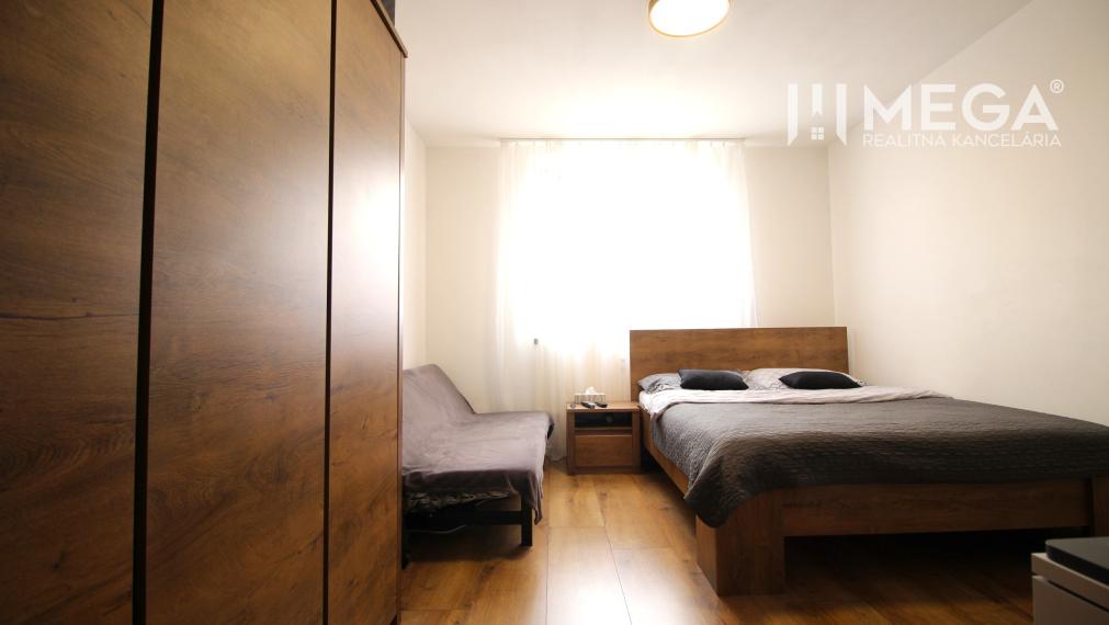 EXKLUZÍVNE NA PREDAJ LUXUSNÝ 3-izbový byt v Medzilaborciach