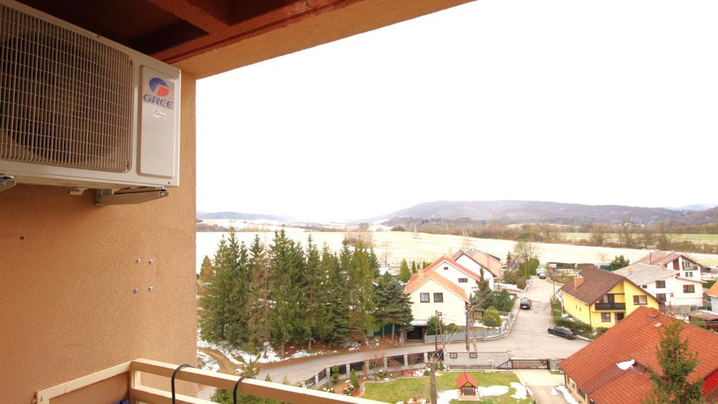 EXKLUZÍVNE NA PREDAJ LUXUSNÝ 3-izbový byt v Medzilaborciach