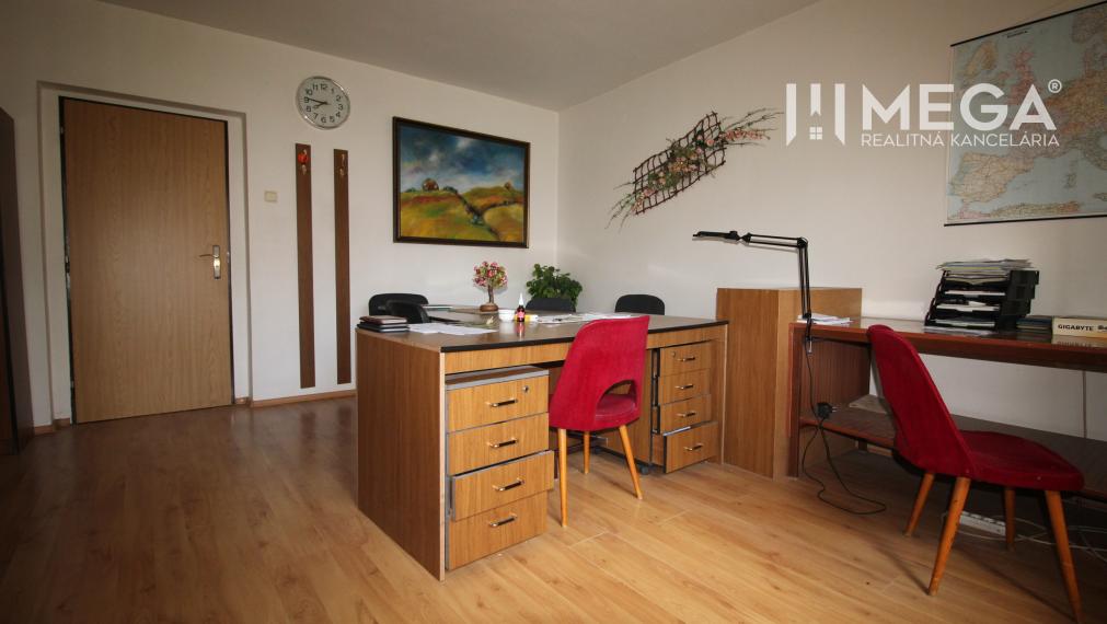 NA PREDAJ: Výnimočná nehnuteľnosť vo Vranove nad Topľou