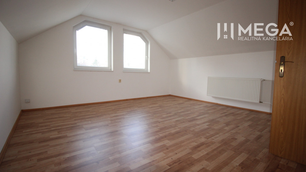 NA PREDAJ: Výnimočná nehnuteľnosť vo Vranove nad Topľou