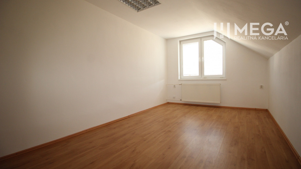 NA PREDAJ: Výnimočná nehnuteľnosť vo Vranove nad Topľou