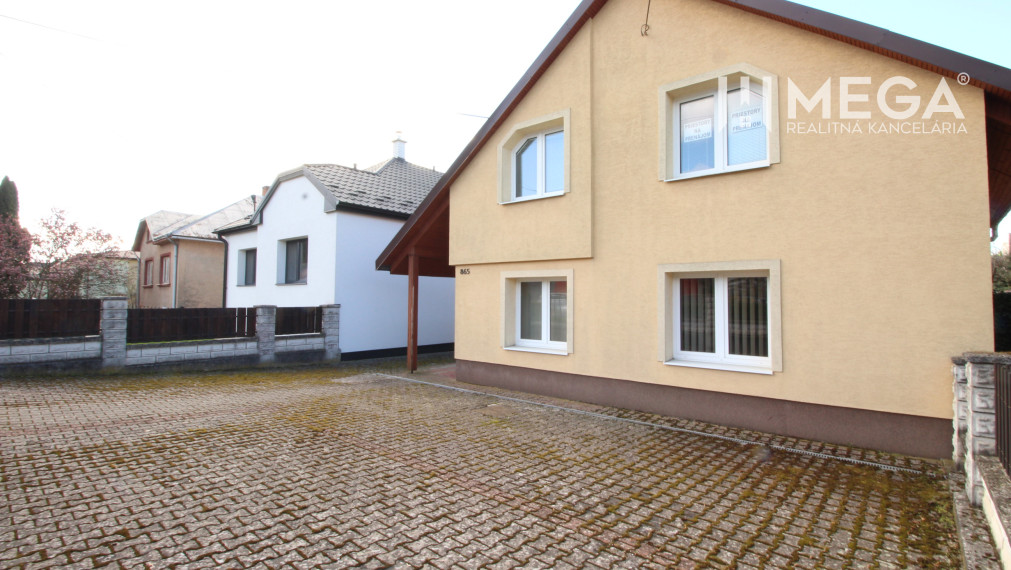 NA PREDAJ: Výnimočná nehnuteľnosť vo Vranove nad Topľou