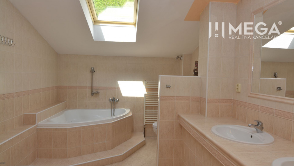 AKTUALIZÁCIA CENY - PREDAJ RODINNÉHO DOMU v obci UDAVSKÉ