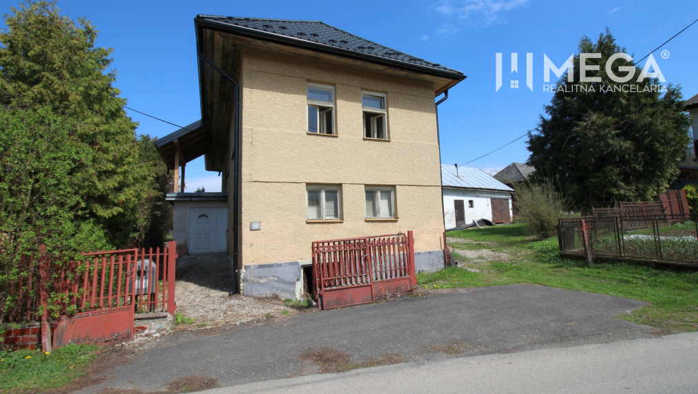 Na predaj priestranný rodinný dom v obci Jabloň (Humenné)