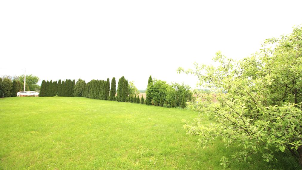 NA PREDAJ STAVEBNÝ POZEMOK V MESTE STRÁŽSKE 954 m²