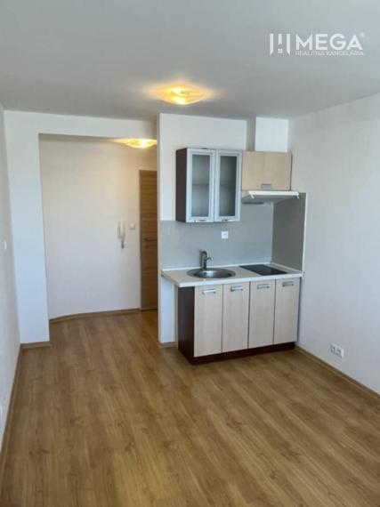 PRENAJATÉ -Na prenájom Kancelársky priestor na Tolstého ul. v meste Humenné