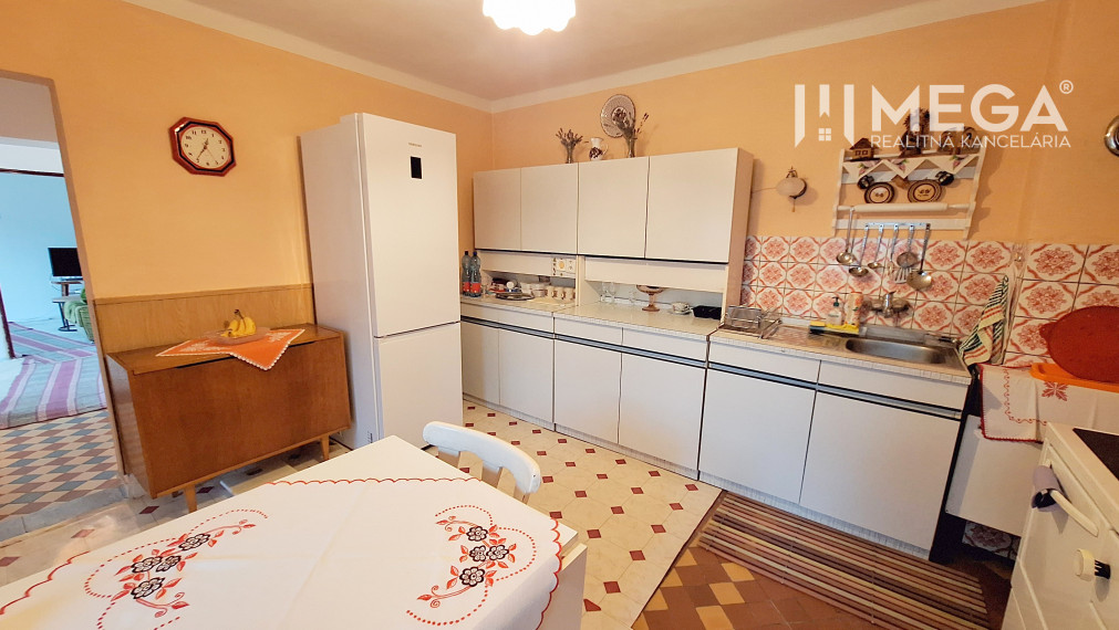 EXKLUZÍVNE NA PREDAJ - Rodinný dom v obci PČOLINÉ