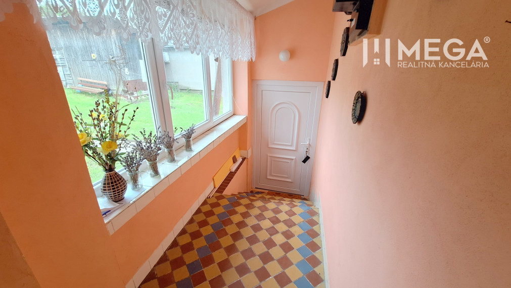 EXKLUZÍVNE NA PREDAJ - Rodinný dom v obci PČOLINÉ