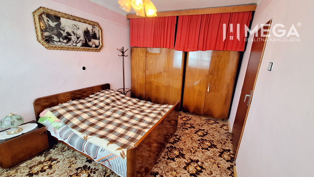 EXKLUZÍVNE NA PREDAJ - Rodinný dom v obci PČOLINÉ