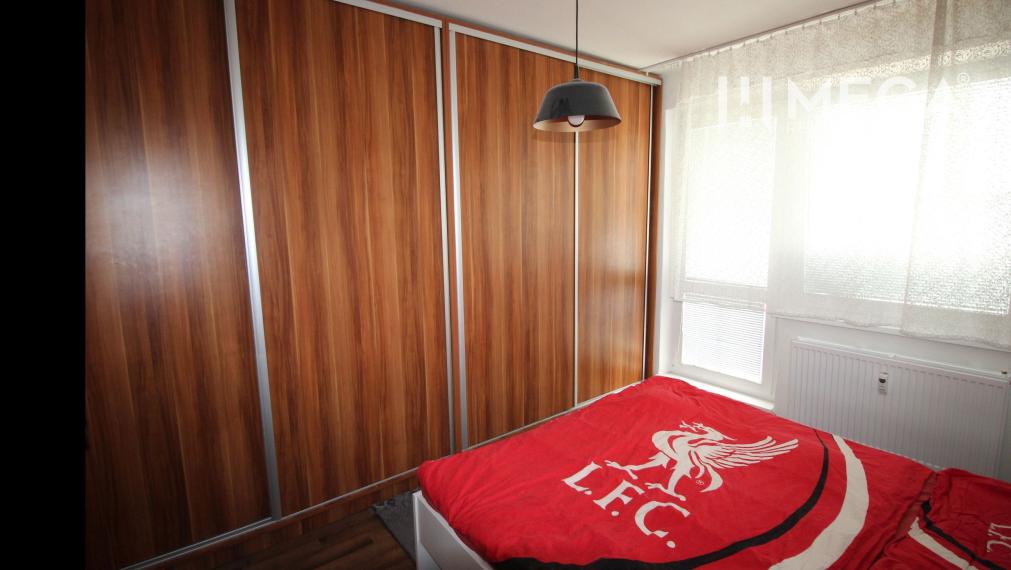 PREDAJ čiastočne zrekonštruovaného 3 - izbového bytu Snina