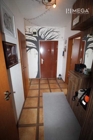 PREDAJ čiastočne zrekonštruovaného 3 - izbového bytu Snina