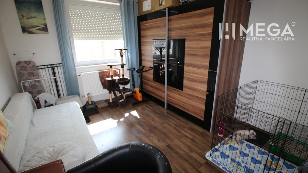 PREDAJ čiastočne zrekonštruovaného 3 - izbového bytu Snina