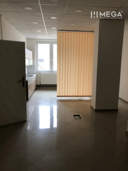 SKVELÁ PONUKA – POLYFUNKČNÝ OBJEKT NA PREDAJ | SNINA