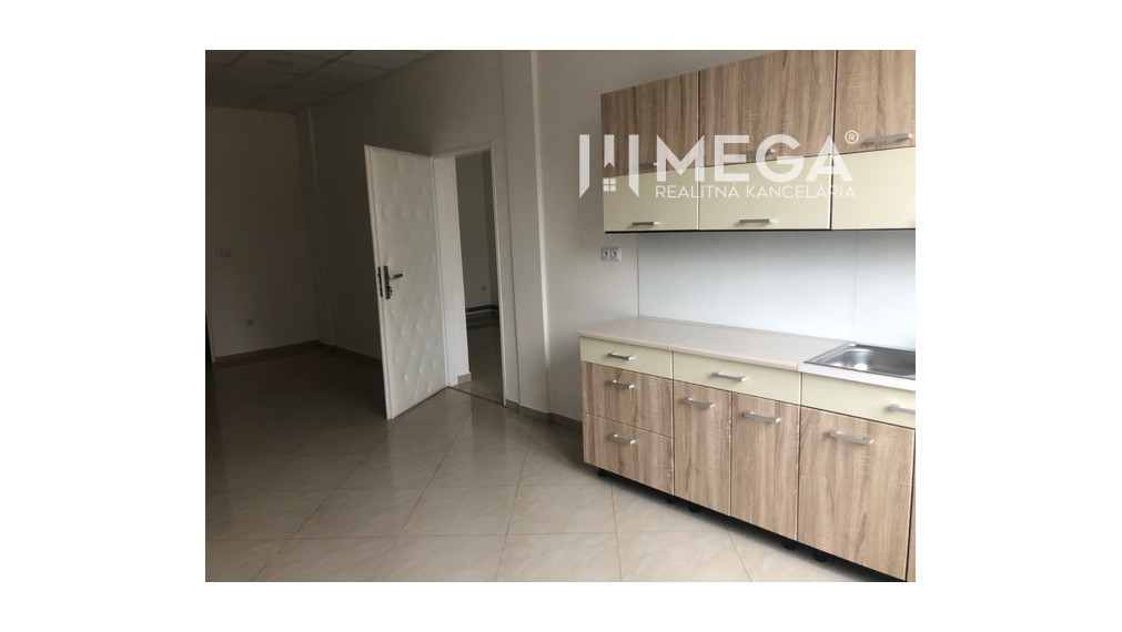 SKVELÁ PONUKA – POLYFUNKČNÝ OBJEKT NA PREDAJ | SNINA