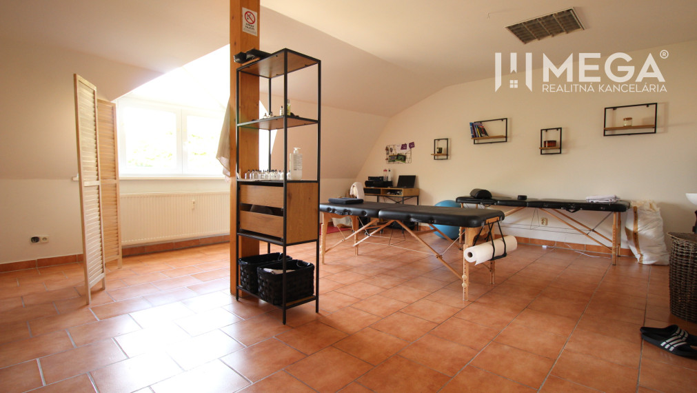 NA PREDAJ: Komerčný objekt vo výbornej lokalite mesta Vranov nad Topľou