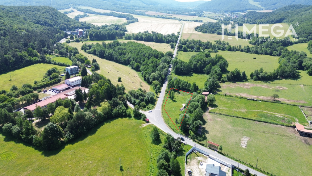 EXKLUZÍVNE NA PREDAJ POZEMOK V OBCI PTIČIE - iba 7km od mesta