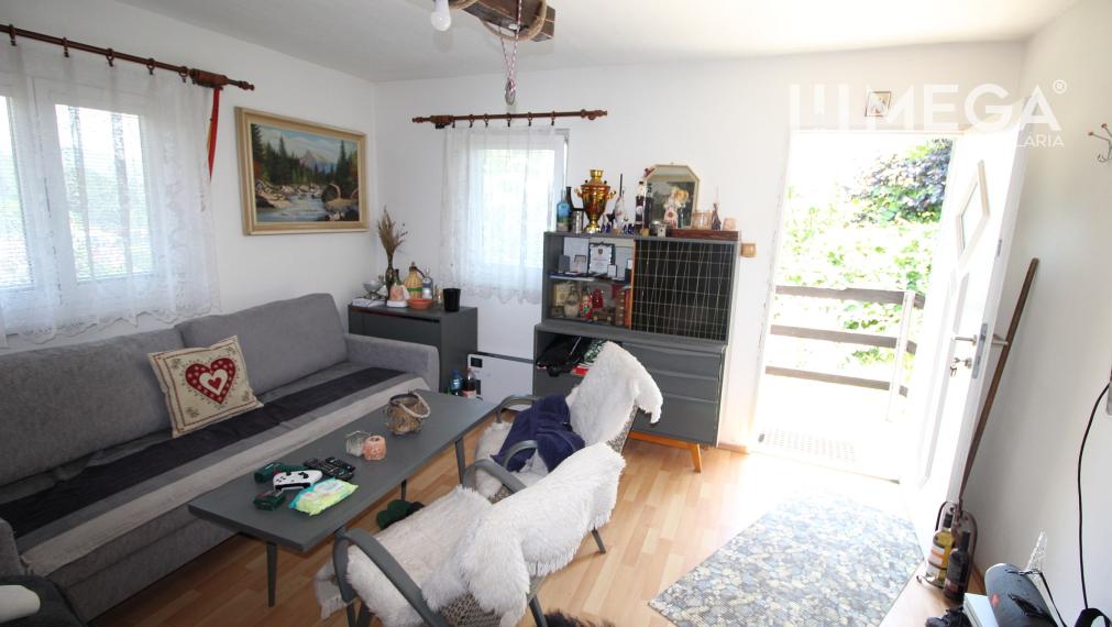 Na predaj záhradná chatka s výborným prístupom a saunou - Humenné