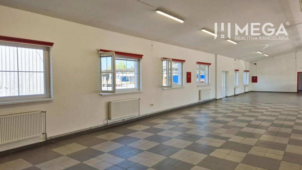 PRENÁJOM KOMERČNÉHO PRIESTORU v HUMENNOM ul. Fidlikova