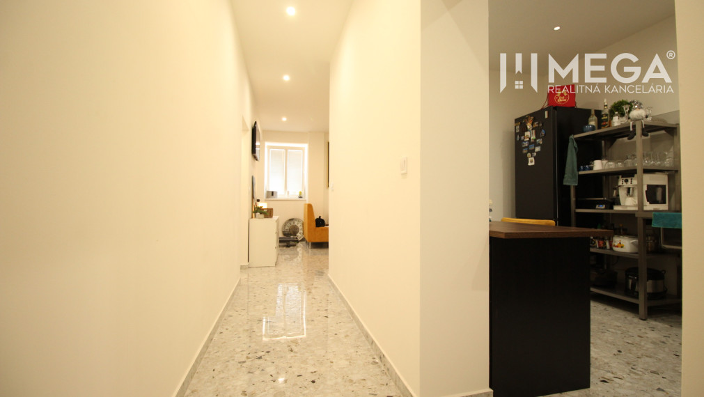 NA PRENÁJOM: Kancelárske priestory + 3-izbový apartmán – Košice