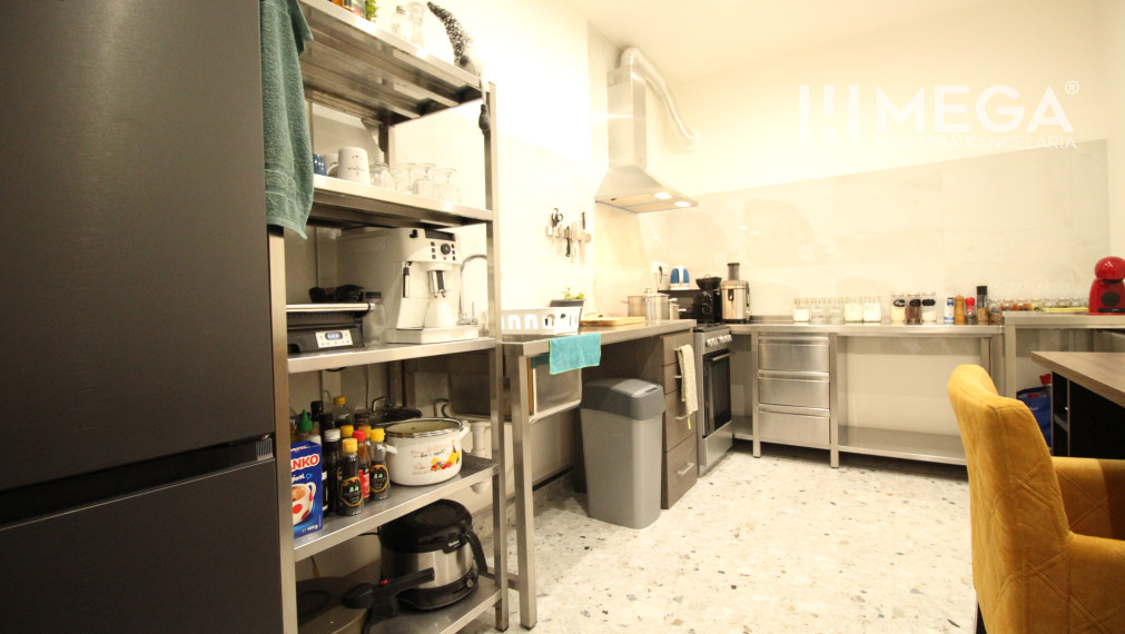 NA PRENÁJOM: Kancelárske priestory + 3-izbový apartmán – Košice