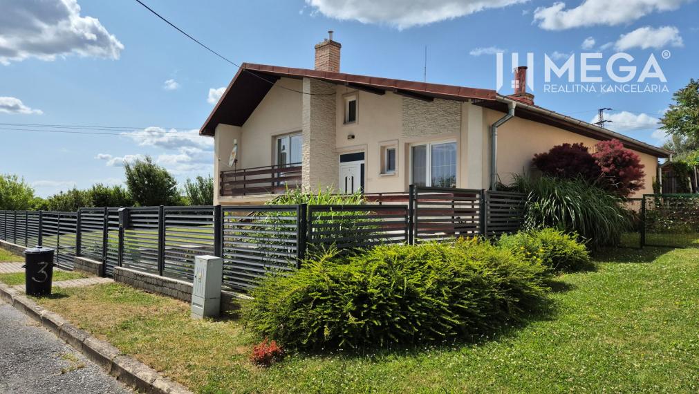 PREDAJ RODINNÉHO DOMU v HUMENNOM (časť Dubník)