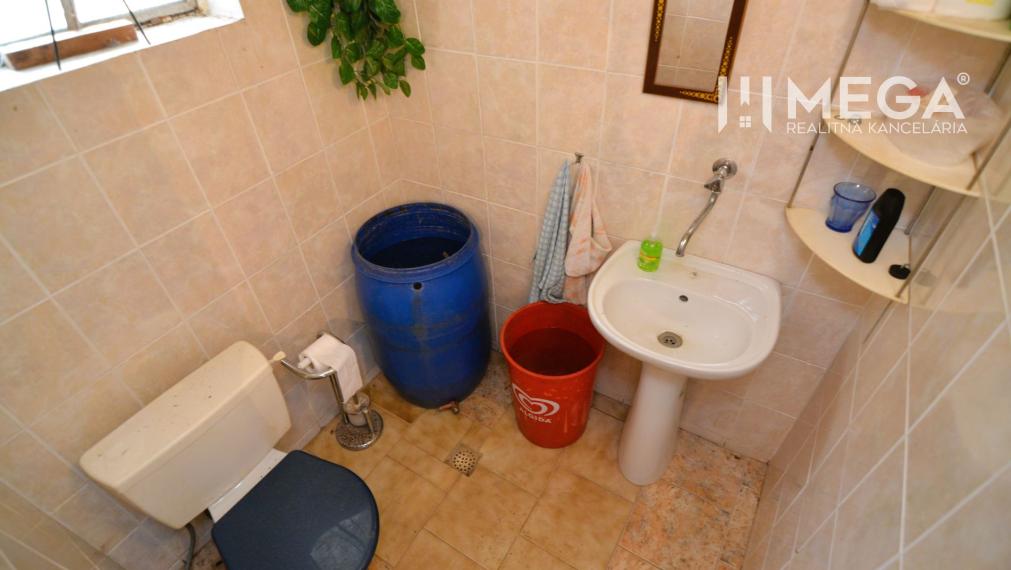 NOVÁ CENA za PREDAJ CHATKY s pozemkov v HUMENNOM