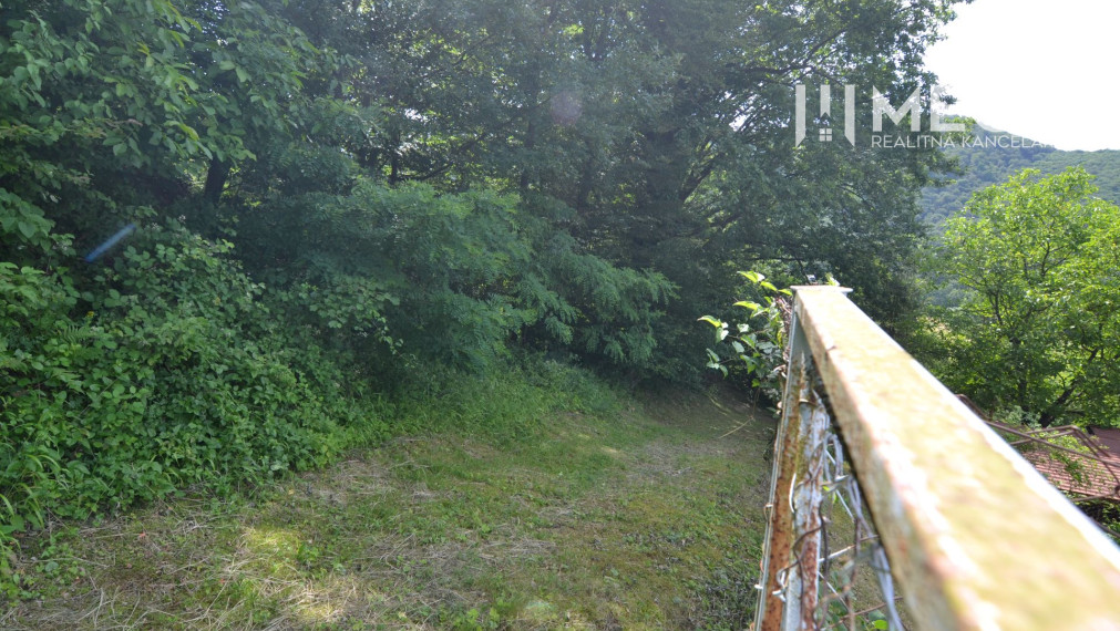 NOVÁ CENA za PREDAJ CHATKY s pozemkov v HUMENNOM