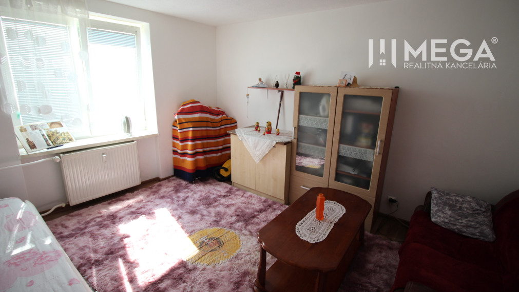 🏠 Na predaj: Zrekonštruovaný 3-izbový byt v centre Sniny