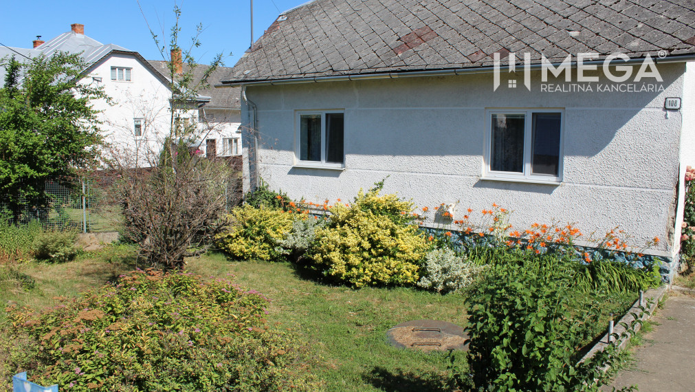 R E Z E R V O V A N Ý TOP POZEMOK S DOMOV OBEC SEDLISKÁ