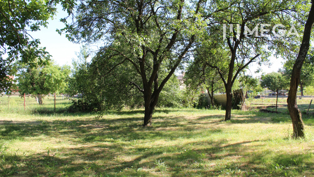 R E Z E R V O V A N Ý TOP POZEMOK S DOMOV OBEC SEDLISKÁ