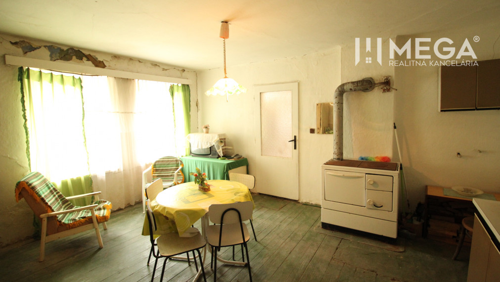 ZĽAVNENÁ CENA-NA PREDAJ VIDIECKY DOM s TOP pozemkom JASENOVCE