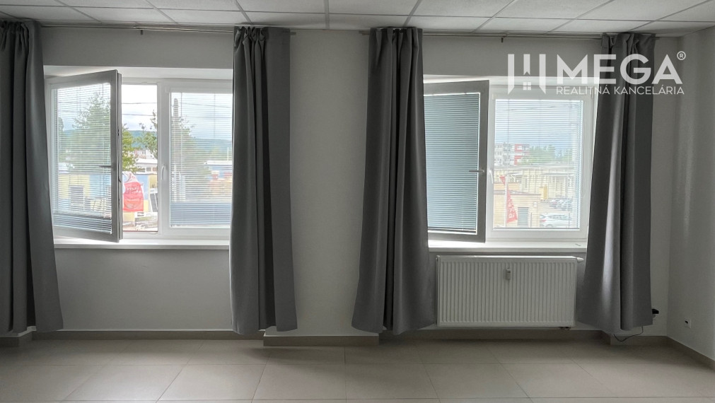 Na prenájom - kancelária na ul. Tolstého v meste Humenné