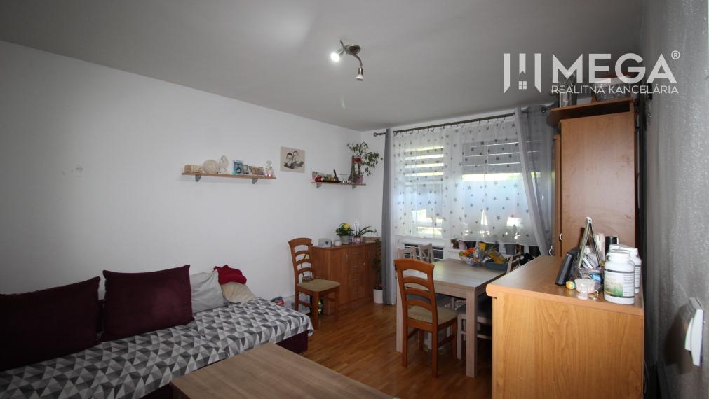 Na predaj - zrekonštruovaný 2-izbový byt - Snina