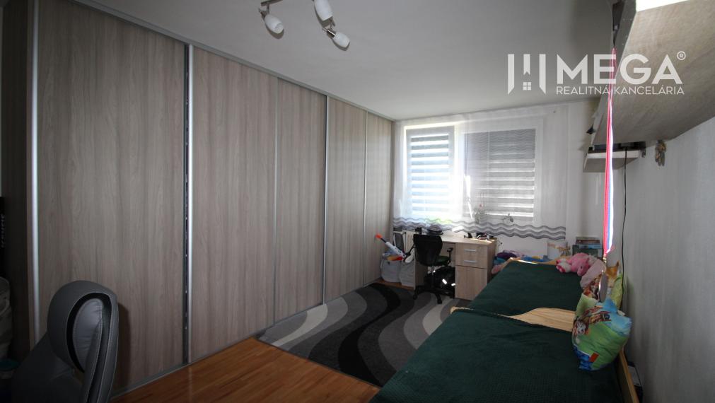 Na predaj - zrekonštruovaný 2-izbový byt - Snina