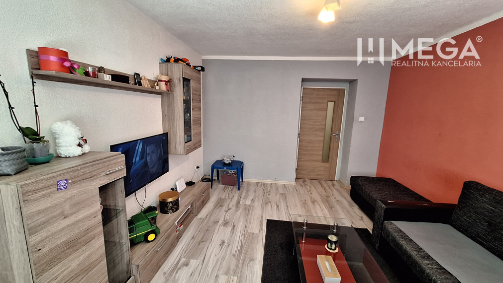 PREDANÉ 2-izbový BYT v meste Humenné