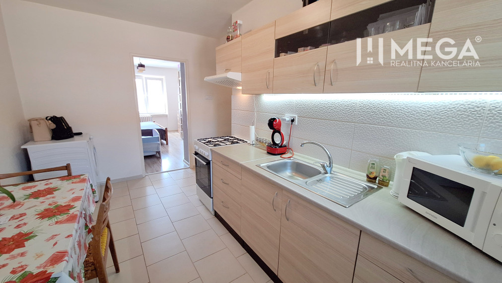 PREDANÉ 2-izbový BYT v meste Humenné