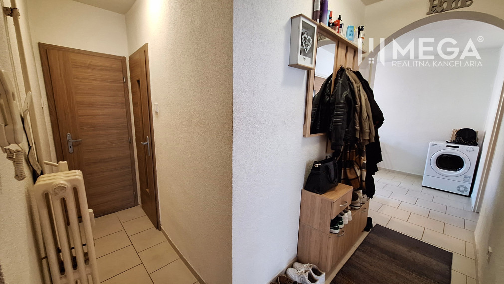 PREDANÉ 2-izbový BYT v meste Humenné
