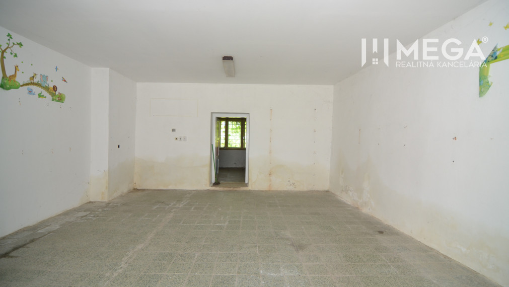 Prenájom komerčnej budovy na podnikanie – Stakčín