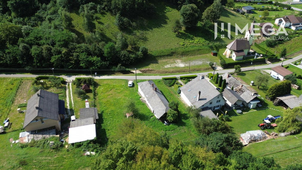 ZĽAVNENÁ CENA-NA PREDAJ VIDIECKY DOM s TOP pozemkom JASENOVCE