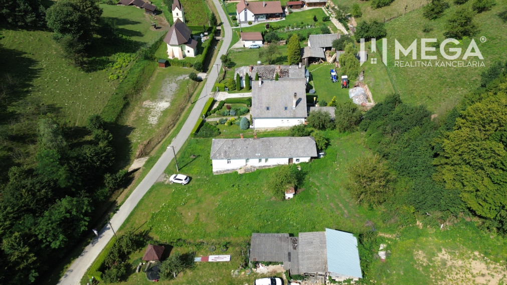 ZĽAVNENÁ CENA-NA PREDAJ VIDIECKY DOM s TOP pozemkom JASENOVCE