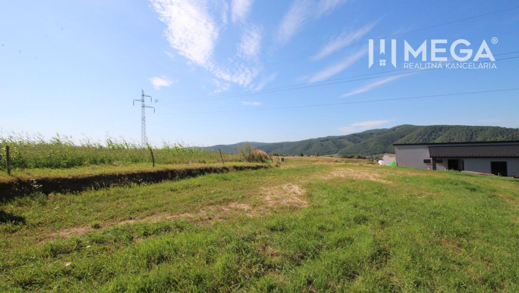 NA PREDAJ STAVEBNÝ POZEMOK S PANORAMATICKÝM VÝHĽADOM - SNINA