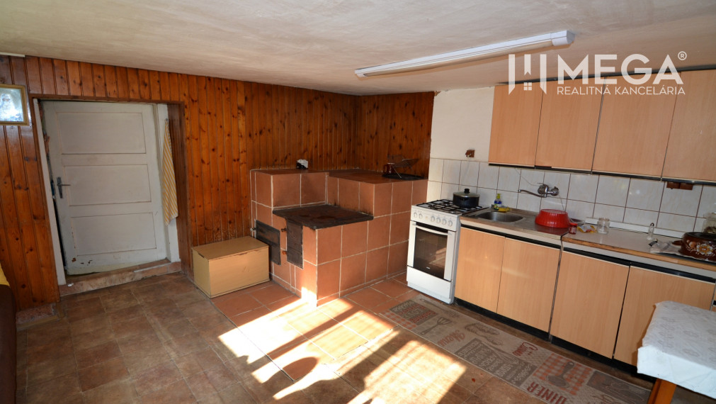 Na predaj rodinný dom v krásnom prostredí obce Vyšné Ladičkovce, exkluzívna ponuka.