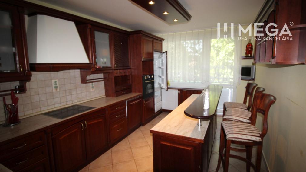 REZERVOVANÉ - NA PREDAJ 2 BYTY SPOJENÉ DO JEDNÉHO CELKU