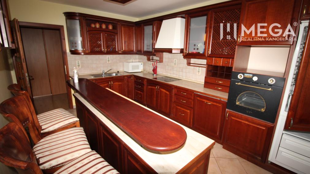 REZERVOVANÉ - NA PREDAJ 2 BYTY SPOJENÉ DO JEDNÉHO CELKU